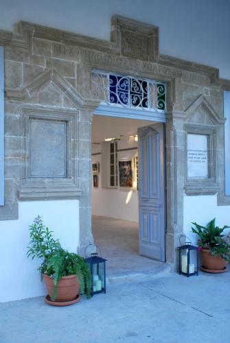 Agroturismo Vavla Rustic Retreat