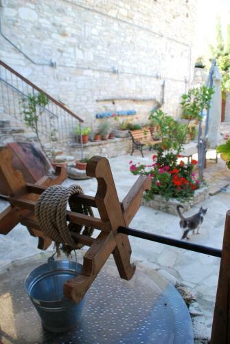 Agroturismo Vavla Rustic Retreat