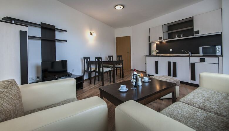 Aparthotel Grand Royale Apartment Complex & Spa