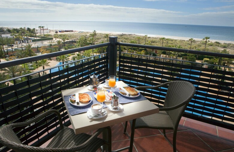 Puerto Antilla Grand Hotel