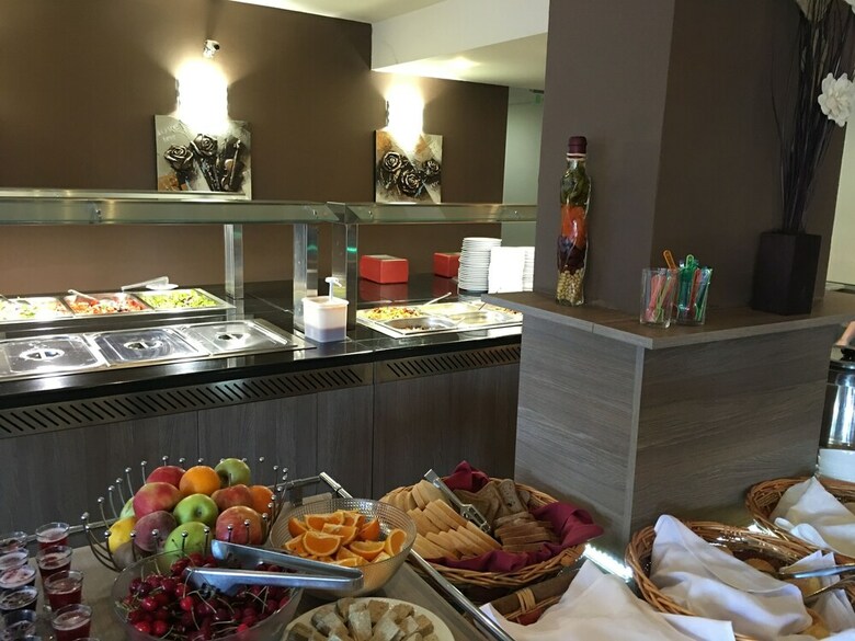Tm Deluxe Hotel