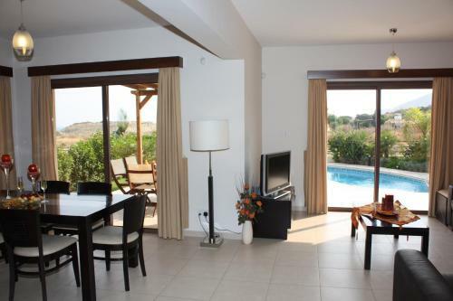 Vineland Bay Villas