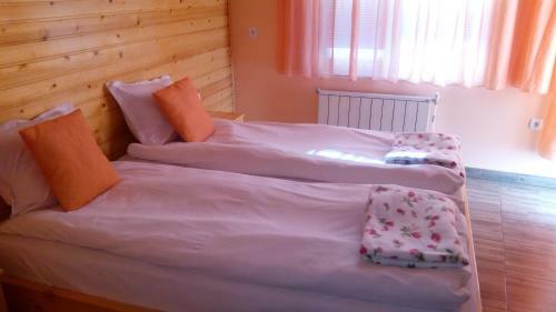 Hostal Guest House Edelweiss
