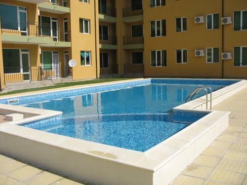 Yanis Apartment In Hermes Complex