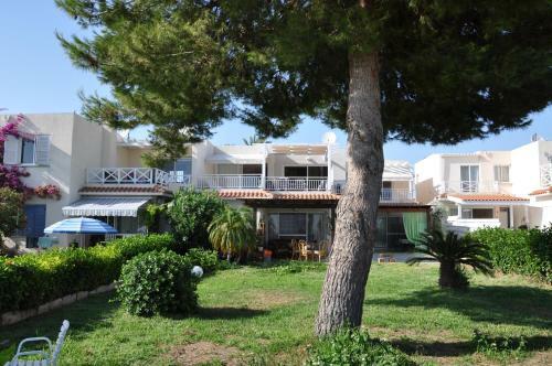 Apartment 13 Coral Bay