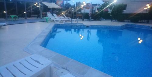 Breeze Apartments