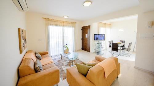 Rent Private Villa 010