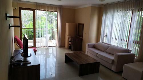 Paradise Bay Hotel