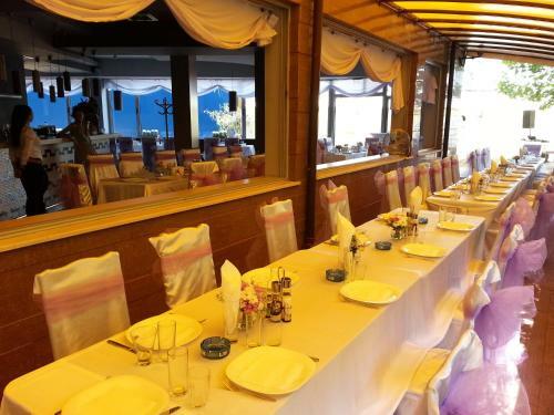 Elate Plaza Hotel