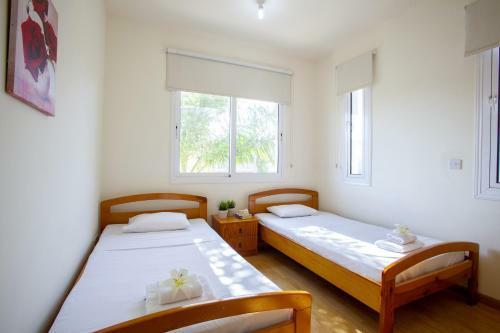 Villa Blue Water 10c