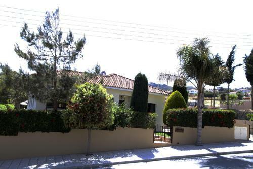 Eve Pissouri Rozaki Villa