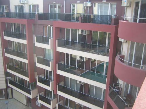 Admiral Plaza Apartments
