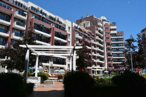 Admiral Plaza Apartments