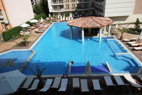 Menada Dawn Park Apartment