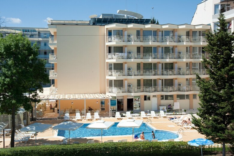 Karlovo Hotel