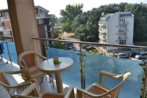 Semiramida Garden Apartment Eh
