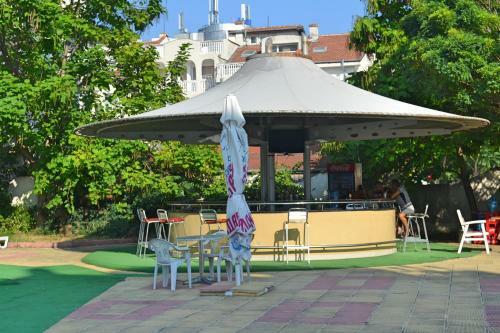 Semiramida Garden Apartment Eh