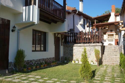 Hostal House Elena