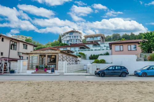 Apartamentos Villa White Dove