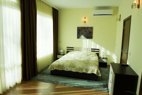 Apartment Center