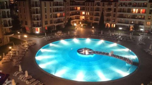 Royal Sun Apartment Complex