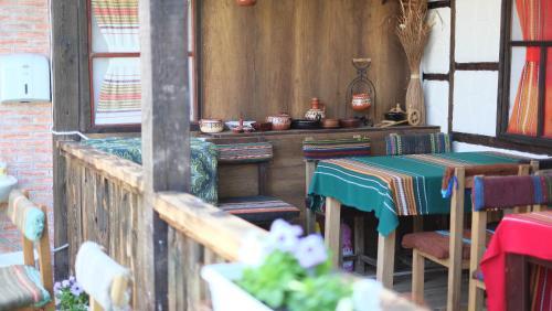 Hostal The Monastery Guest House
