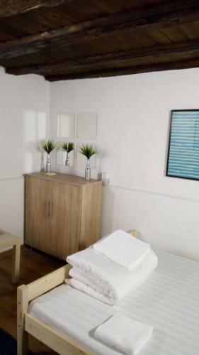 Hostal Best Rest Guest House