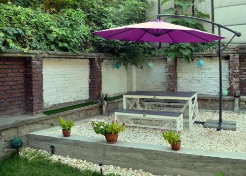 Hostal Best Rest Guest House