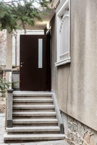 Hostal Best Rest Guest House