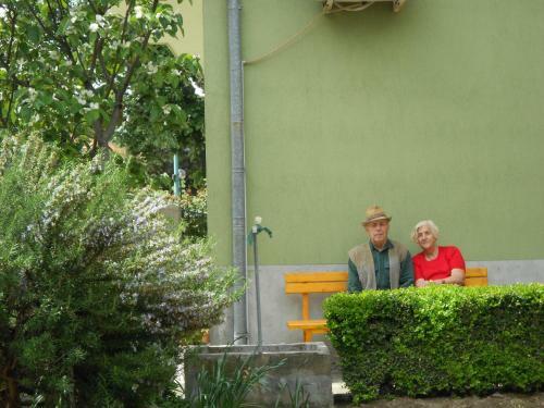 Hostal Nelly Guest House