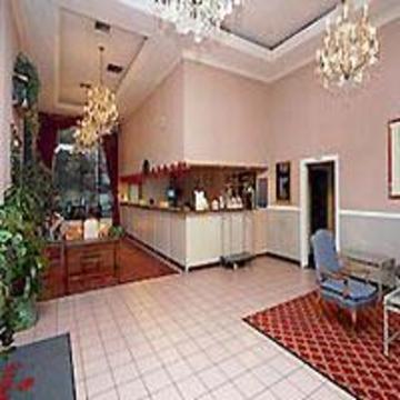 Hotel Comfort Inn & Suites