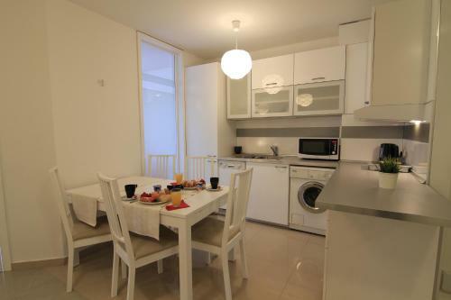 Apartamentos Stay Nexus Galaxy Center