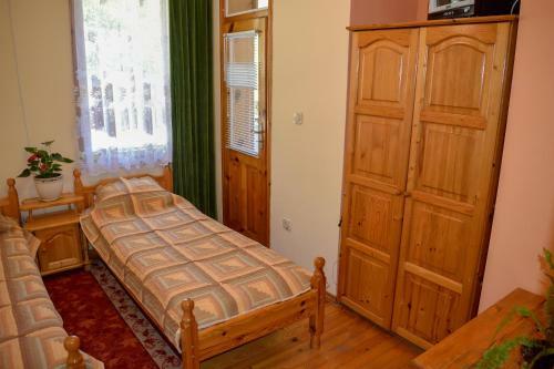 Hostal Guest House Villa Katty