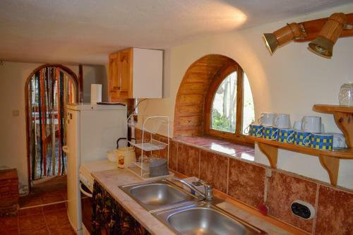 Hostal Guest House Villa Katty
