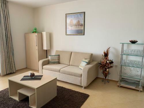 Midia Apartment
