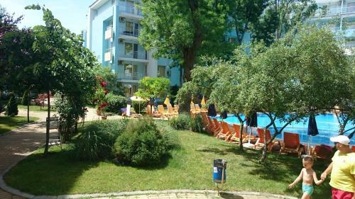 Yassen Vip Apartaments