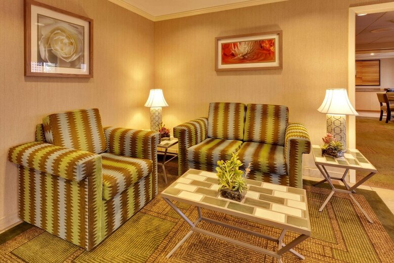 Hotel La Quinta Inn & Suites Plattsburgh