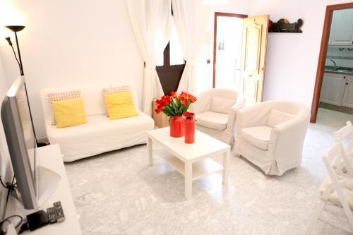 Apartamentos Pilatos King's Inn