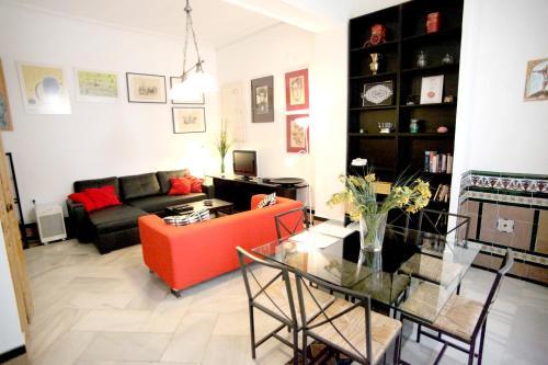 Apartamentos Pilatos King's Inn