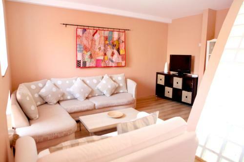 Apartamentos Pilatos King's Inn