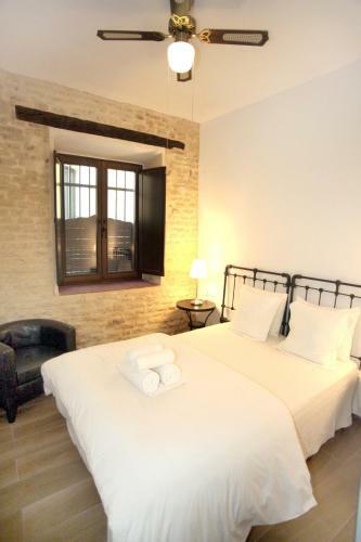 Apartamentos Pilatos King's Inn