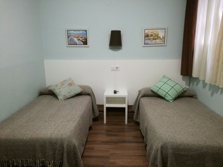 Hostal Lesseps