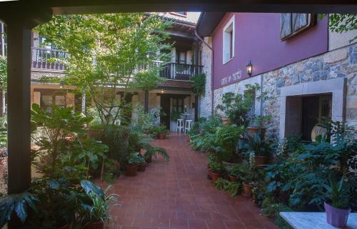 Apartahotel "corru San Pum�s"