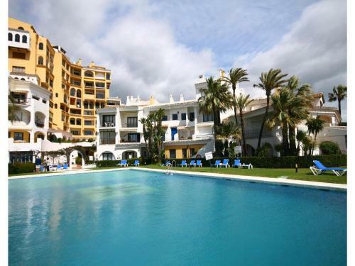 Apartment Puerto Cabopino Bl. J