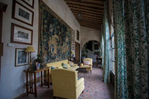 Hostal El Palacio De San Benito