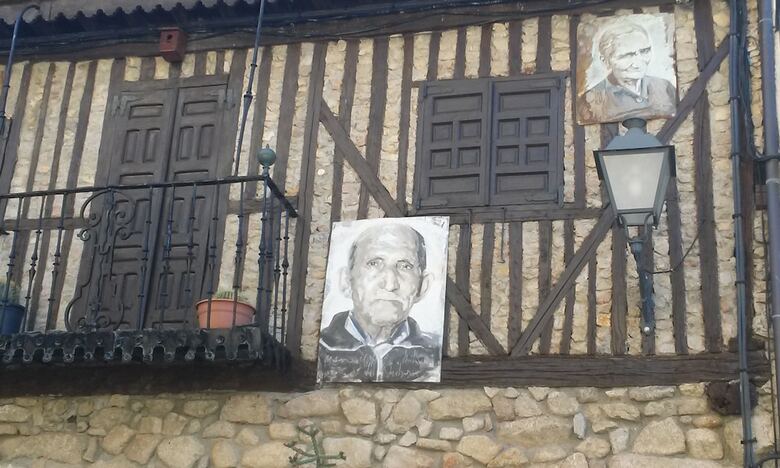 Hostal Las Cavenes Del Cabaco