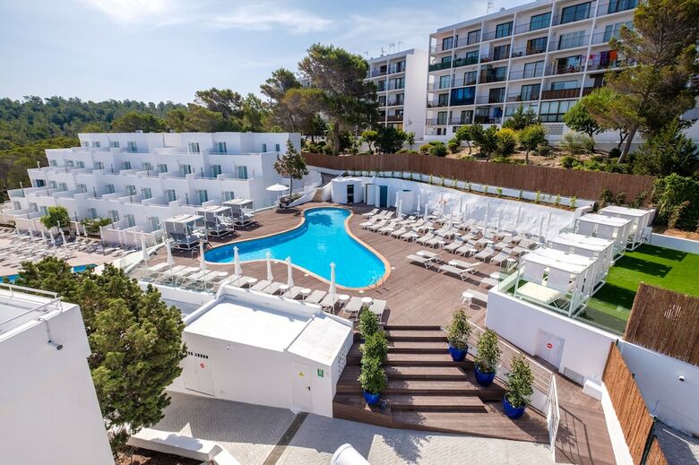 Hotel Barcel� Portinatx - Adults Only