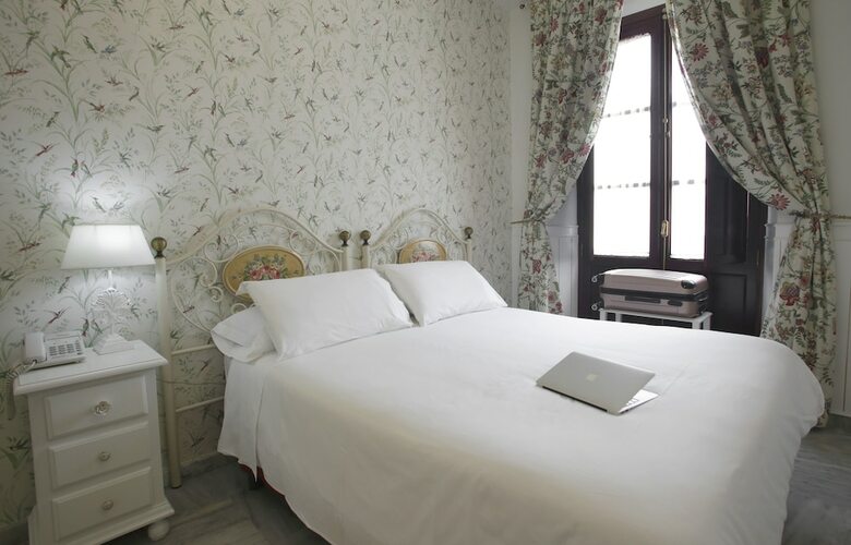 Hotel Puerta De Sevilla