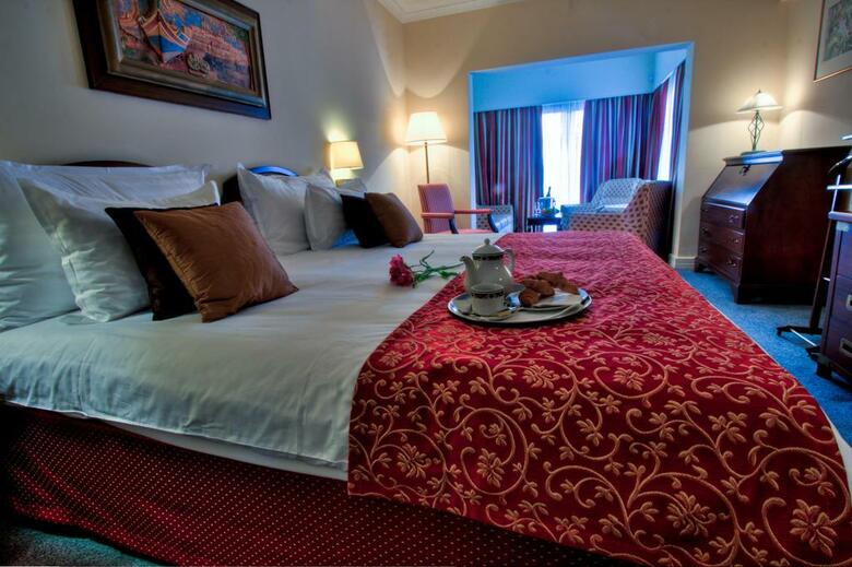 Ax The Victoria Hotel