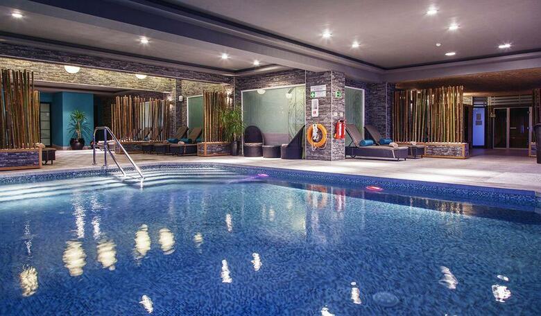 Ax The Victoria Hotel